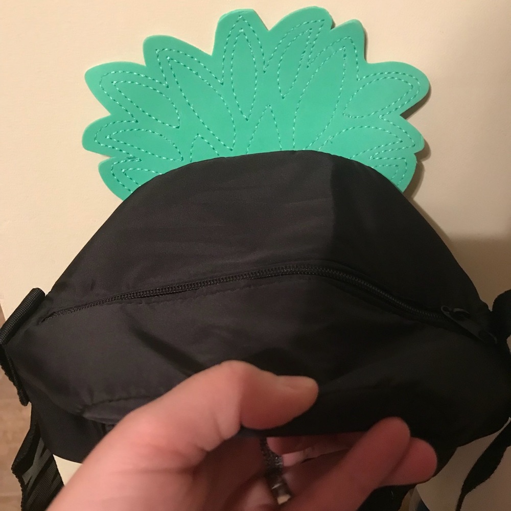 Pink pineapple bag - Picture 2 of 3